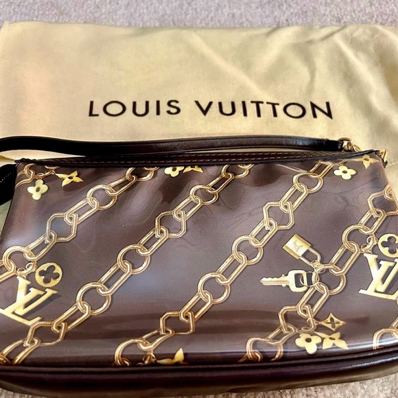 NWT Louis Vuitton Limited Edition Brown Monogram Charms Pochette - Picture 4 of 6